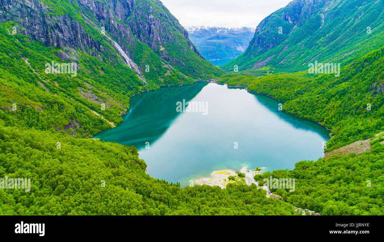 Bondhus lake. Le parc national de Folgefonna. La Norvège. Banque D'Images