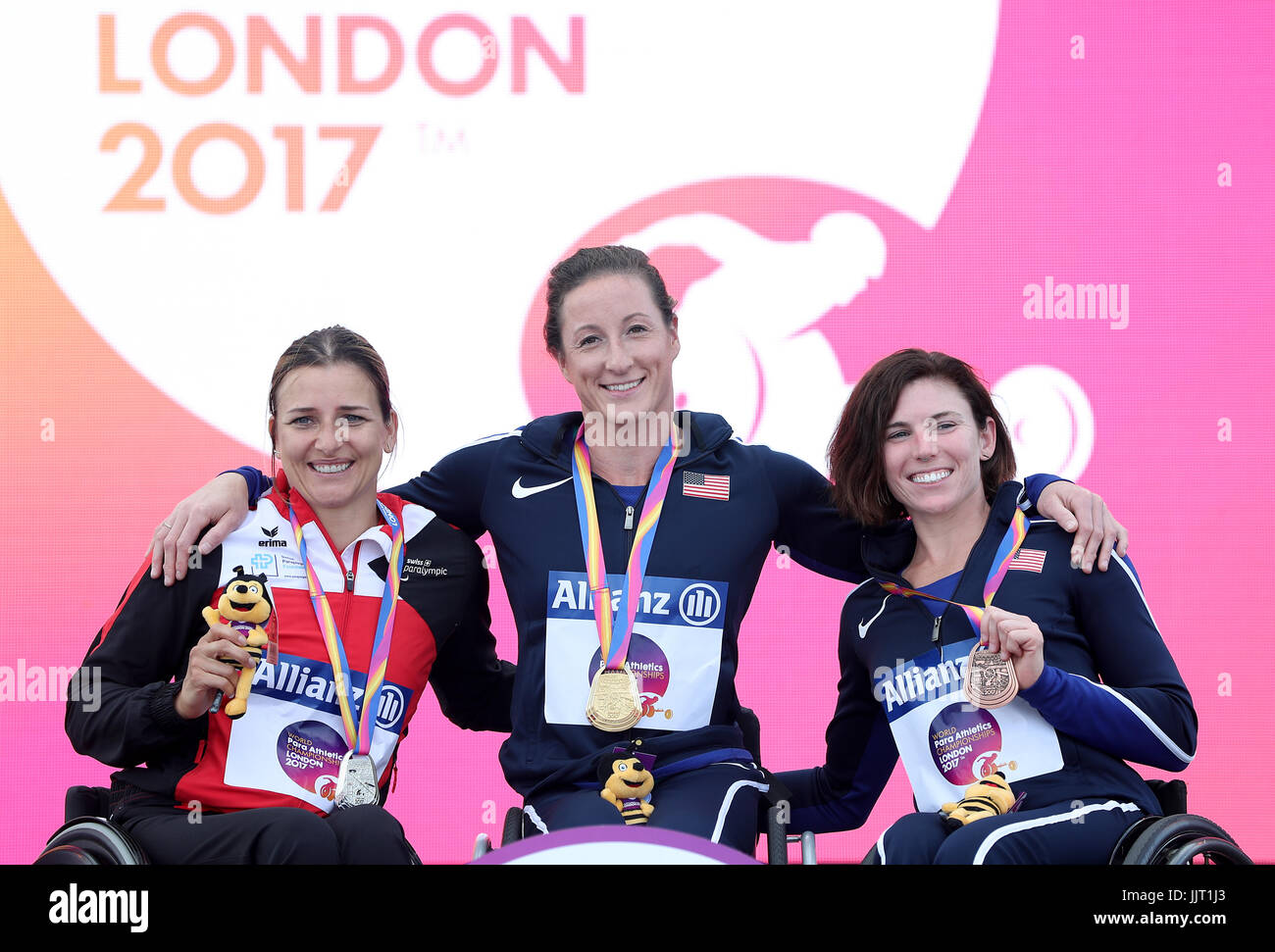 La suisse Manuela Schaer, USA's Tatyana McFadden et USA's Amanda McGrory après le Women's 800m T54 pendant la journée finale de la sept 2017 Championnats du monde Para athlétisme Stade à Londres. ASSOCIATION DE PRESSE Photo. Photo date : Jeudi 20 Juillet, 2017. Voir PA story athlétisme par. crédit photo doit se lire : Simon Cooper/PA Wire. RESTRICTIONS : un usage éditorial uniquement. Pas de transmission de sons ou d'images en mouvement et pas de simulation vidéo. Banque D'Images