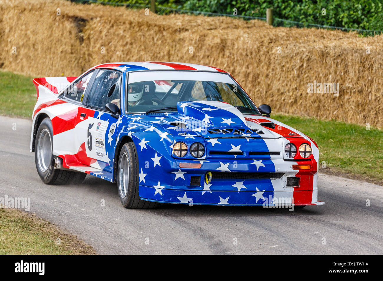 1986 Opel Manta 400 'Stars and Stripes' Thundersaloons racer avec Chauffeur Jack à la Tetley 2017 Goodwood Festival of Speed, Sussex, UK. Banque D'Images