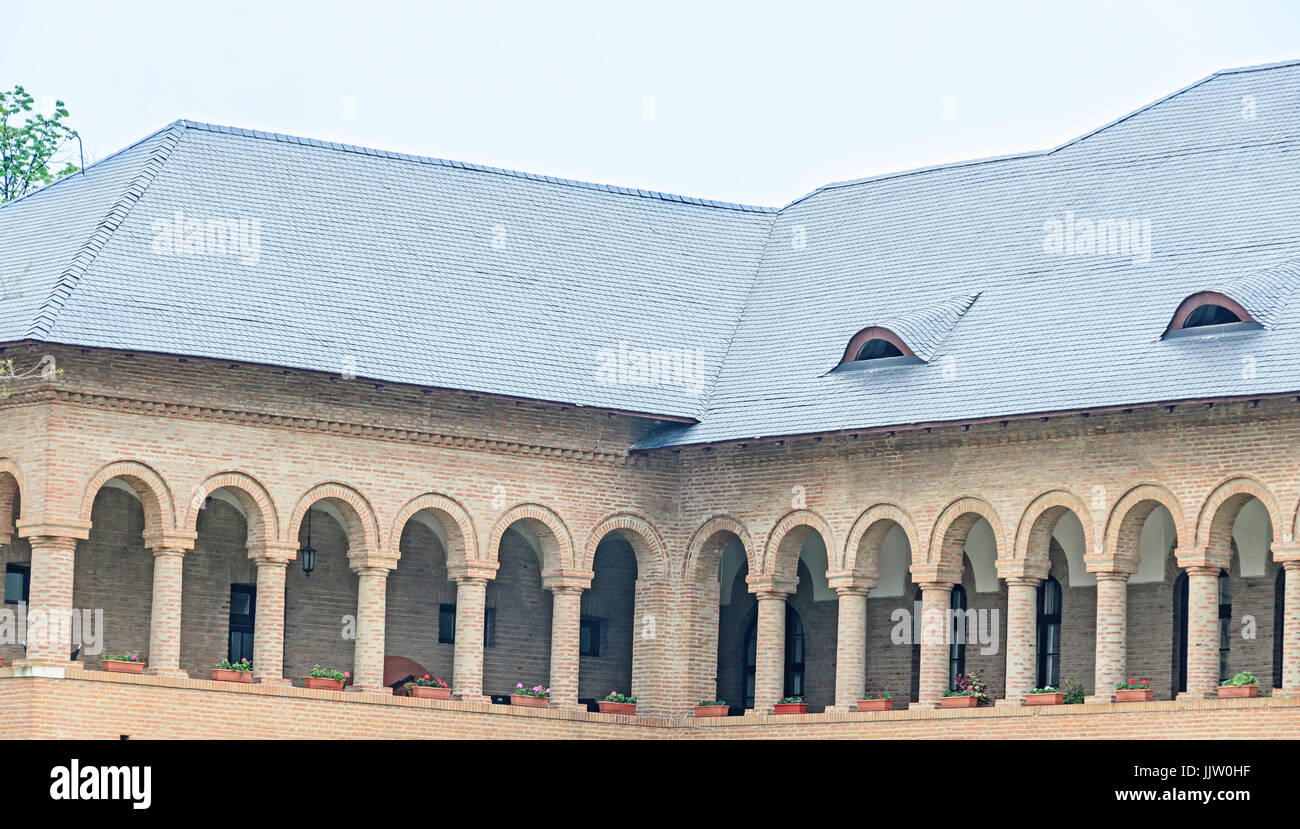 Bucarest, Roumanie - 30 avril 2017 : le Palais Mogosoaia près de Bucarest, Roumanie, cour détail. Construire par Constantin Brancoveanu. Banque D'Images