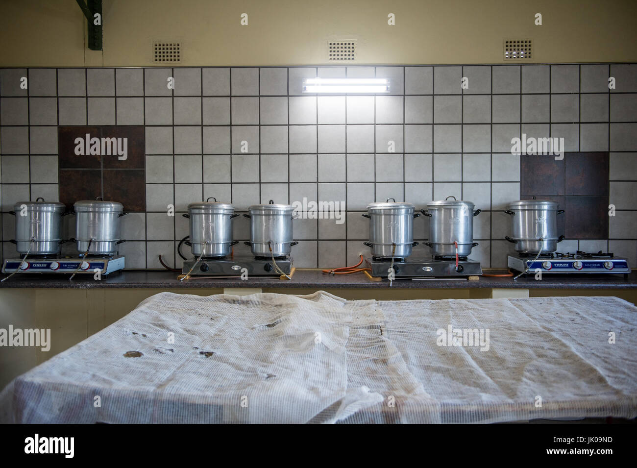 Établissement de transformation des aliments à la ferme près de Helmeringhausen dans le sud de la Namibie, l'Afrique. Banque D'Images