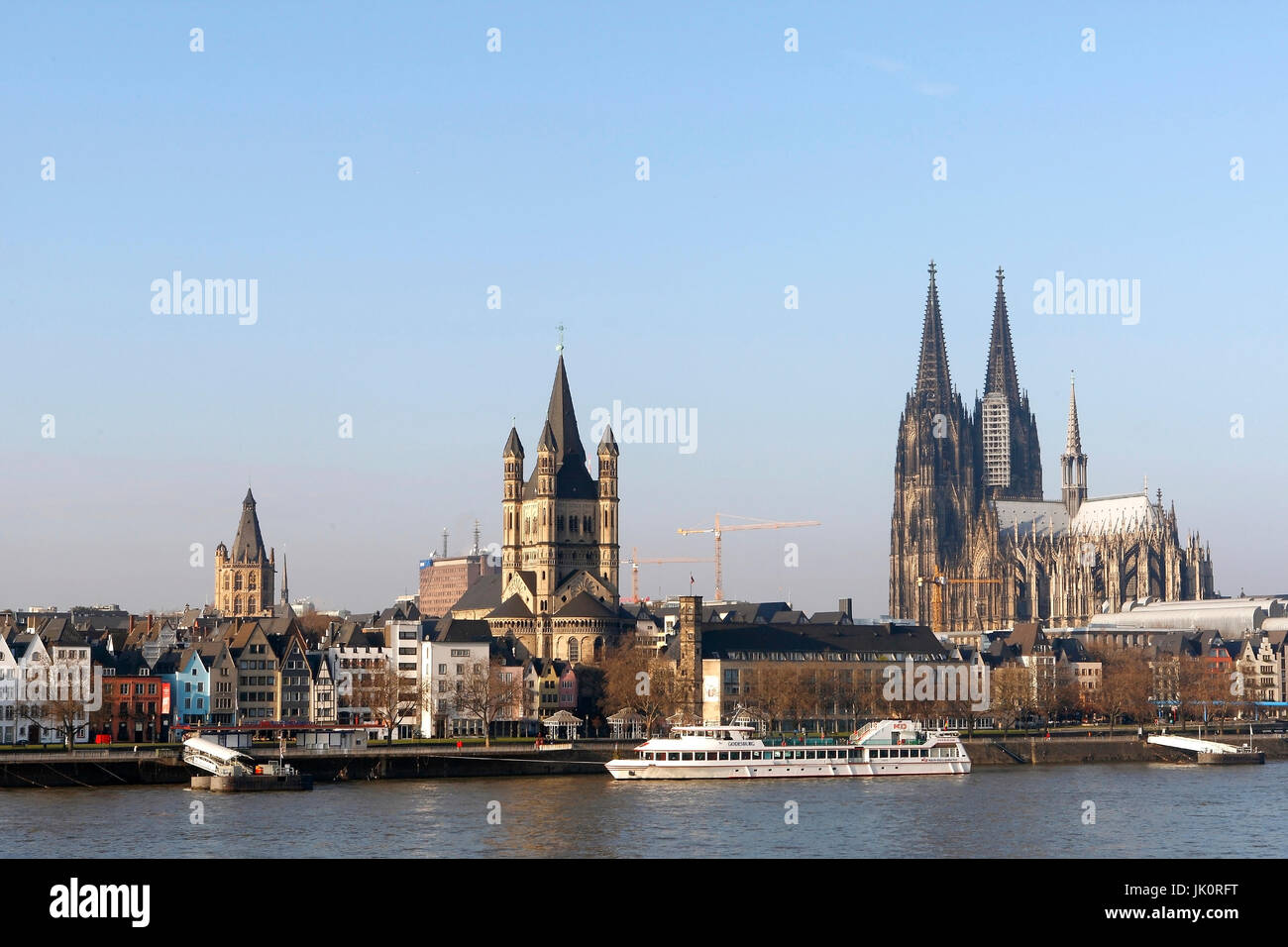 Panorama du Rhin avec la cathédrale de Cologne, Rheinpanorama mit Koelner Dom Banque D'Images