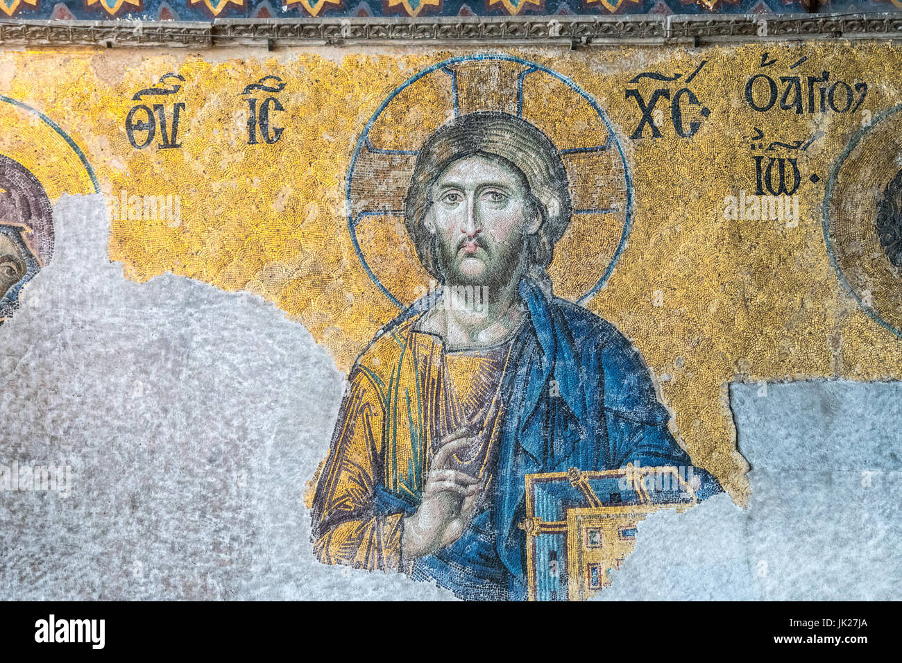 Close up detail de l'Deësis mosaic, qui dispose le Christ dans la prière et portant un livre, situé dans la galerie supérieure de la basilique Sainte-Sophie dans Istanbu Banque D'Images