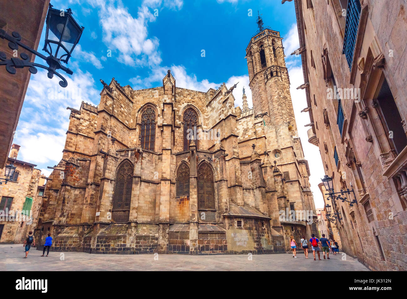 La Cathédrale de Barcelone comme vu Freneria Street, Espagne Banque D'Images