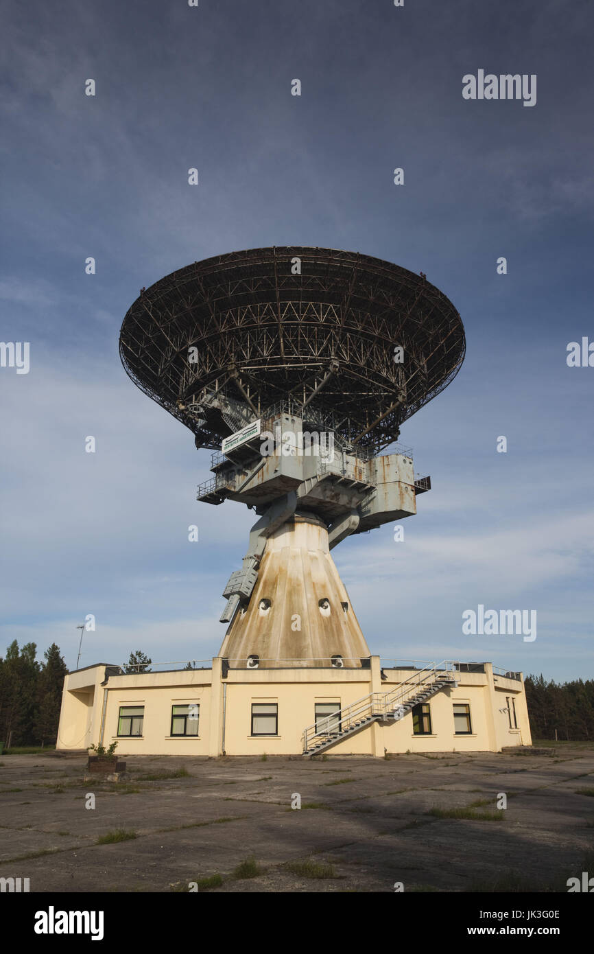 La Lettonie, l'ouest de la Lettonie, Kurzeme Région, Irbene, Ventspils International Radio Astronomy Centre, de l'ère soviétique R-32, 600 tonnes d'espionnage radio telescope Banque D'Images