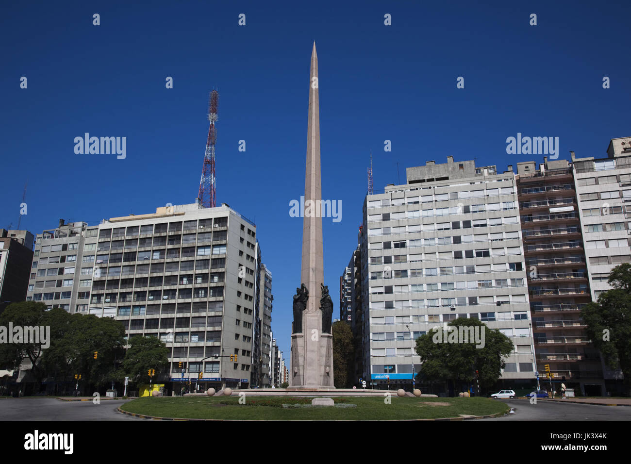 L'Uruguay, Montevideo, El Obelisko sur l'Avenida 18 de Julio Banque D'Images