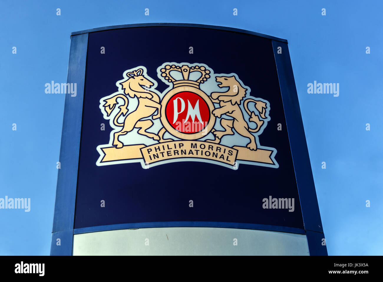 L'usine de tabac, Philip Morris International, logo, signe, République Tchèque Banque D'Images