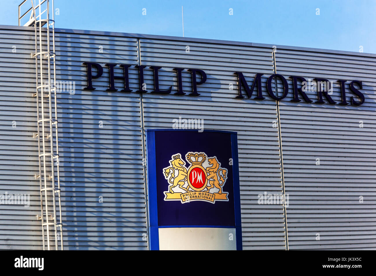 L'usine de tabac, Philip Morris International logo, signe, République Tchèque Banque D'Images