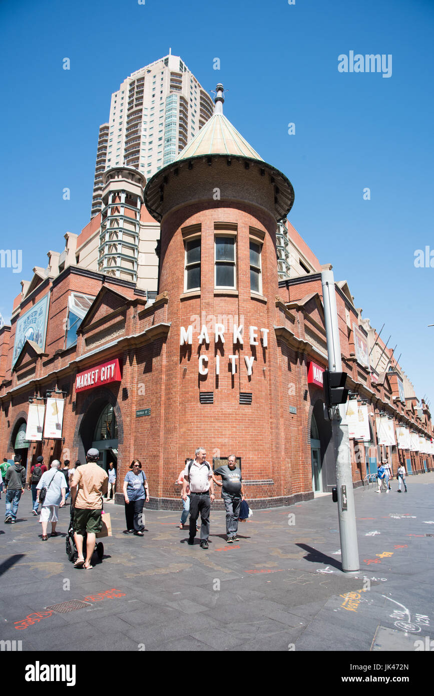 Sydney, NSW Australia-November,18,2016 : coin de bâtiment de la ville de marché de touristes au centre-ville de Sydney, Australie. Banque D'Images