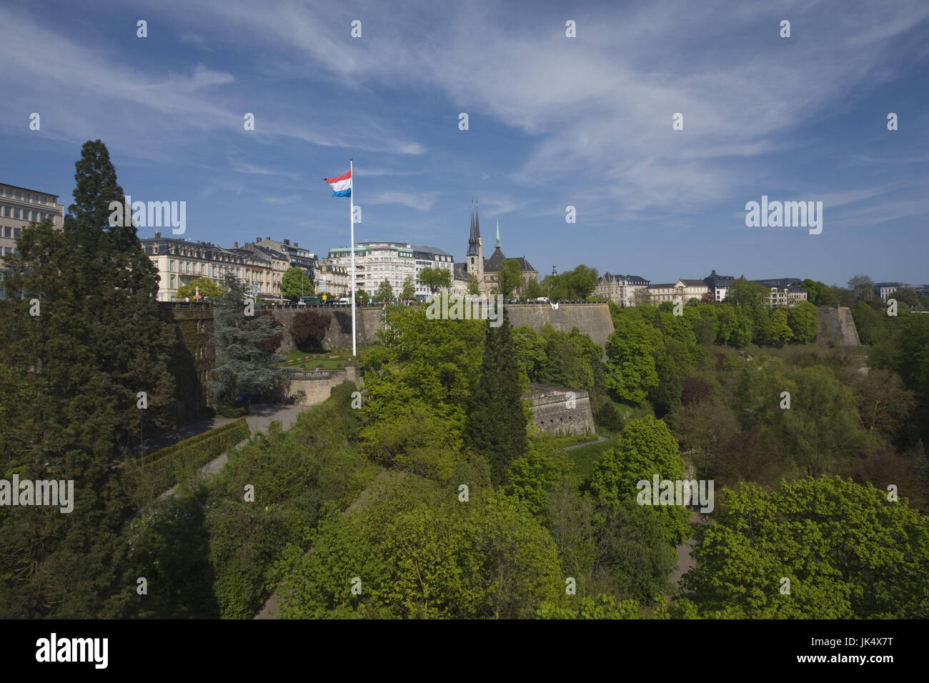 Luxembourg, Luxembourg-ville, Place de la Constitution de la zone Pont Adolphe, Banque D'Images