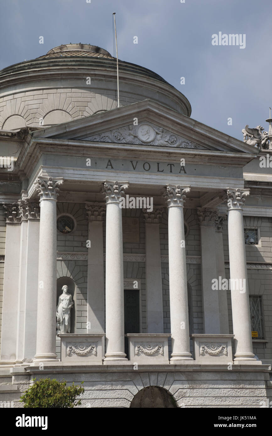 L'Italie, la Lombardie, région des lacs, lac de Côme, Tempio Voltiano, Côme, musée de Côme-né Alessandro Volta, inventeur de la pile électrique Banque D'Images L'Italie, la Lombardie, région des lacs, lac de Côme, Tempio Voltiano, Côme, musée de Côme-né Alessandro Volta, inventeur de la pile électrique Banque D'Images