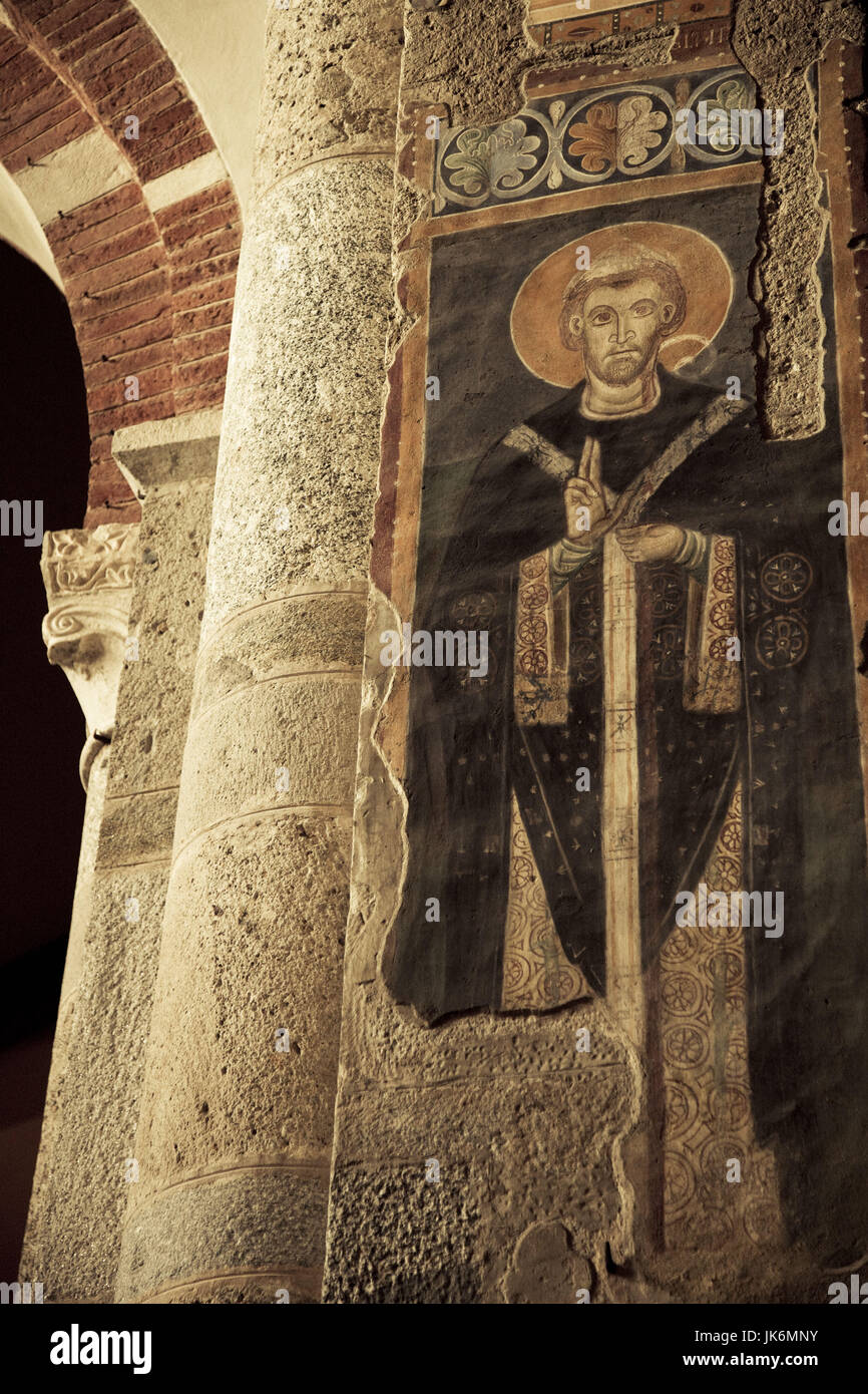L'Italie, Lombardie, Milan, Basilica di Sant'Ambrogio Église, 4e siècle, l'intérieur des fresques représentant saint Ambroise Banque D'Images