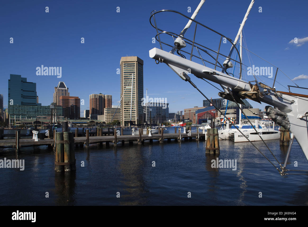 USA, Maryland, Baltimore, Baltimore Inner Harbor et World Trade Center Banque D'Images