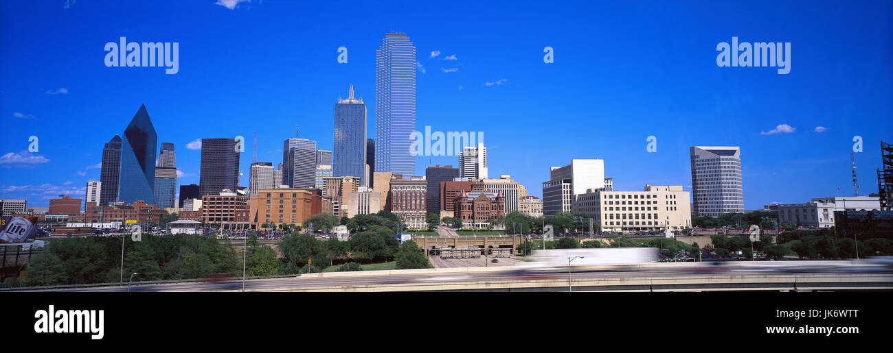 USA, Bundesstaat Texas, Dallas, Skyline, Panorama Europa, Stemmons Freeway, Blick, Stadtansicht, Gebäude, Hochhäuser, Wolkenkratzer Banque D'Images