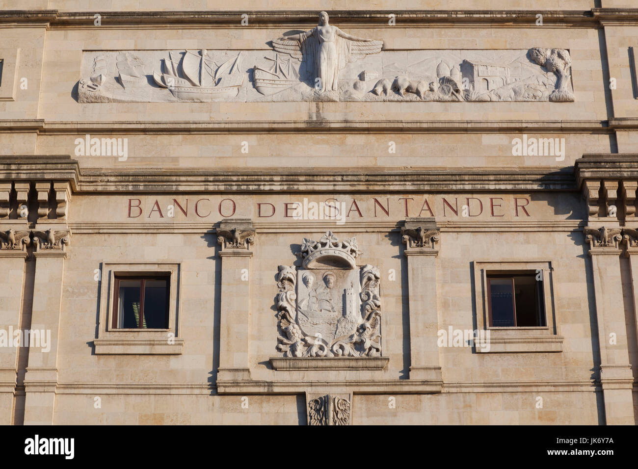 L'Espagne, Cantabria, Cantabria Région Province, Santander, détail de l'original du bâtiment Banco de Santander, première banque de l'Europe Banque D'Images