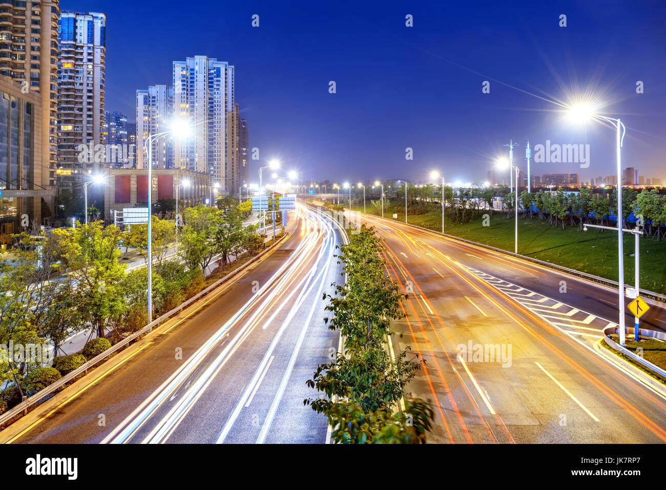 Belle Lumière piste à la route Banque D'Images