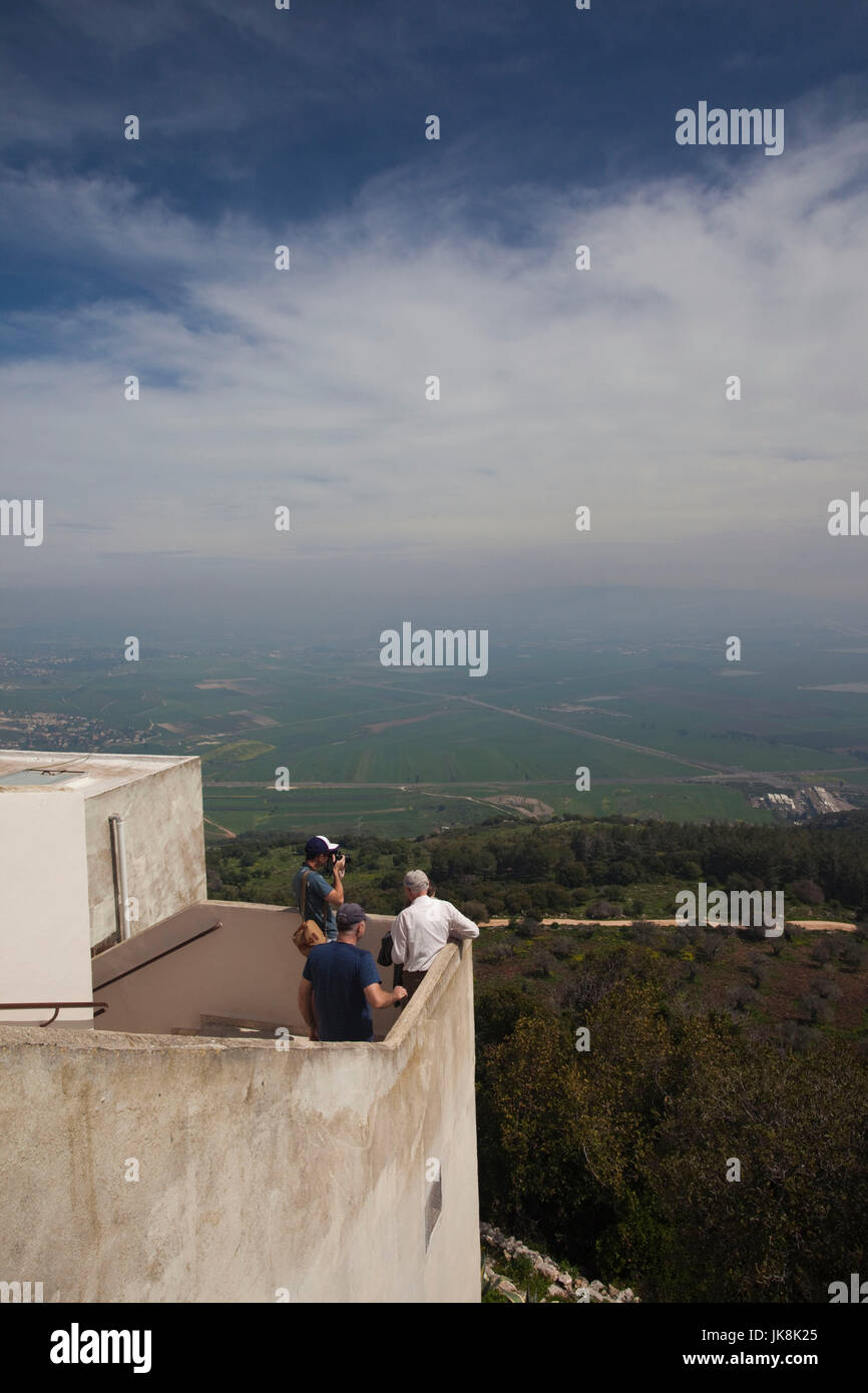 Israël, Côte Nord, Daliyat al-Karmel, Monastère des Carmélites de Saint Elie, elevated view au-dessus de la vallée de Jezreel, NR Banque D'Images