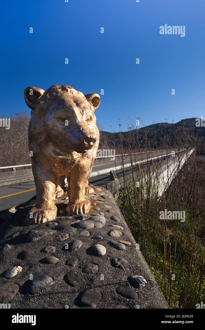 États-unis, Californie, Californie du Nord, Côte Nord, Klamath, Klamath River Bridge, ours d'or en Californie Banque D'Images