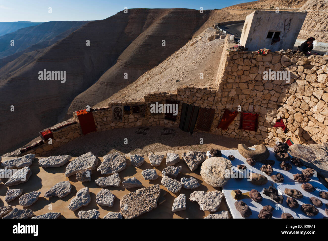 La Jordanie, Kings Highway, Wadi Mujib, rock souvenirs Banque D'Images