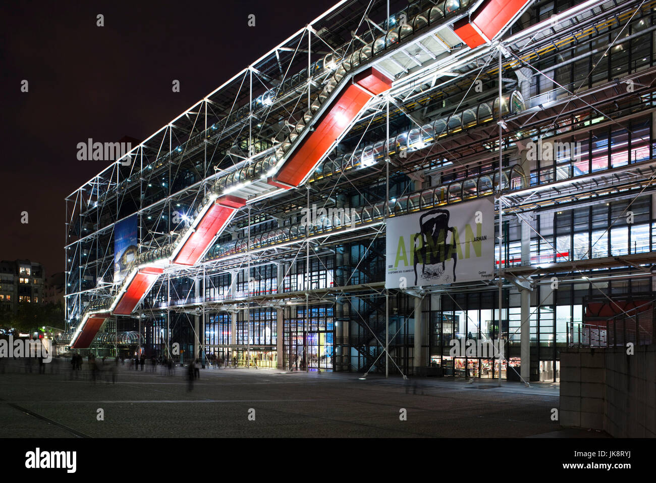 France, Paris, Centre Georges Pompidou, soir Banque D'Images