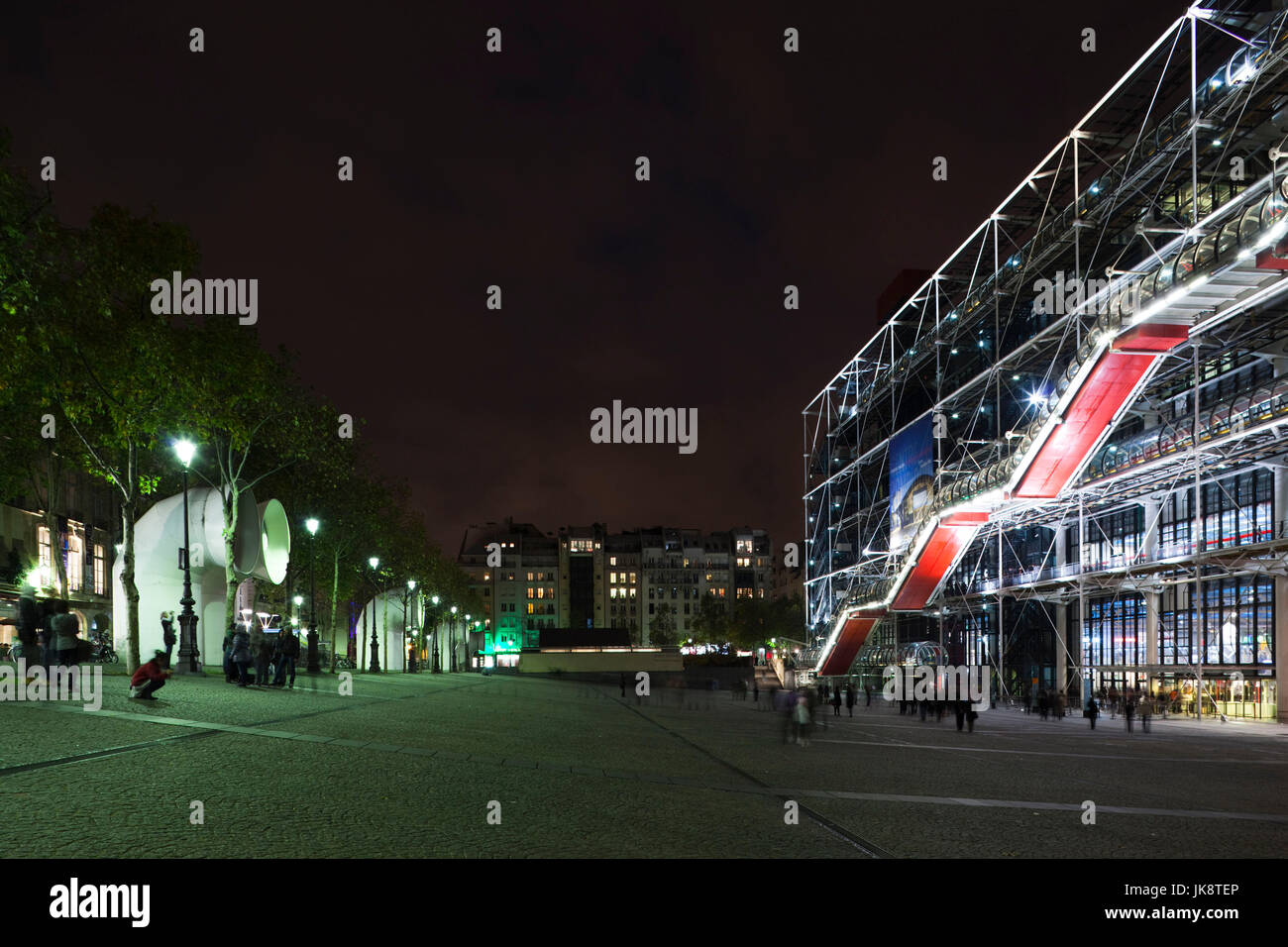 France, Paris, Centre Georges Pompidou, soir Banque D'Images