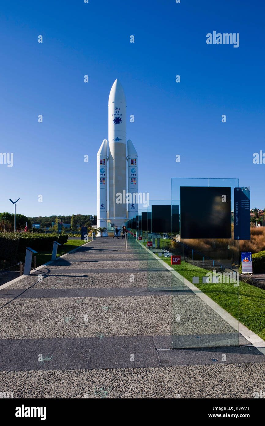 France, Région Midi-Pyrénées, Département, Toulouse, cité de l'espace le parc de l'espace, Ariane 5, Fusée Spatiale Française Banque D'Images