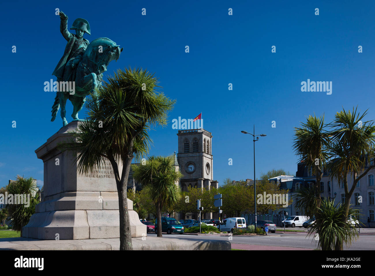 France, Normandie, Manche, Cherbourg-Octeville, Place Napoléon, statue de Napoléon Bonaparte Banque D'Images