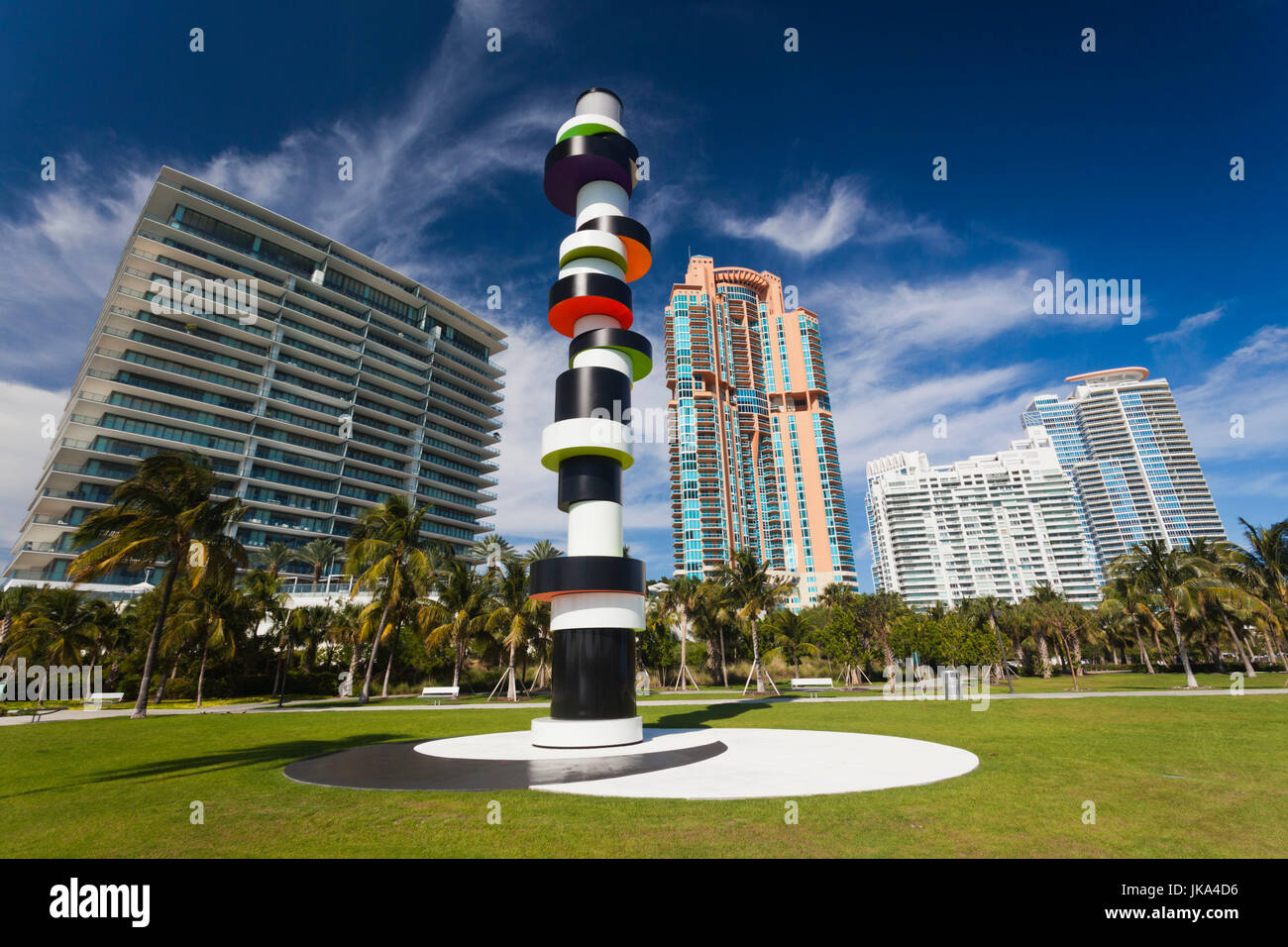 États-unis d'Amérique, Miami Beach, South Beach, les tours d'habitation près de South Pointe Park Banque D'Images États-unis d'Amérique, Miami Beach, South Beach, les tours d'habitation près de South Pointe Park Banque D'Images