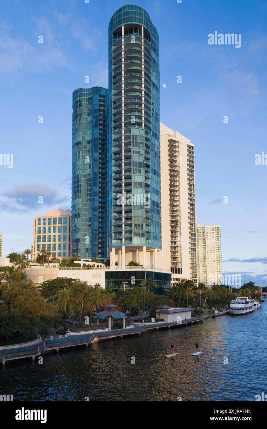 USA, Floride, Fort Lauderdale, Las Olas River House, résidence de Las Olas Riverwalk Area Banque D'Images USA, Floride, Fort Lauderdale, Las Olas River House, résidence de Las Olas Riverwalk Area Banque D'Images