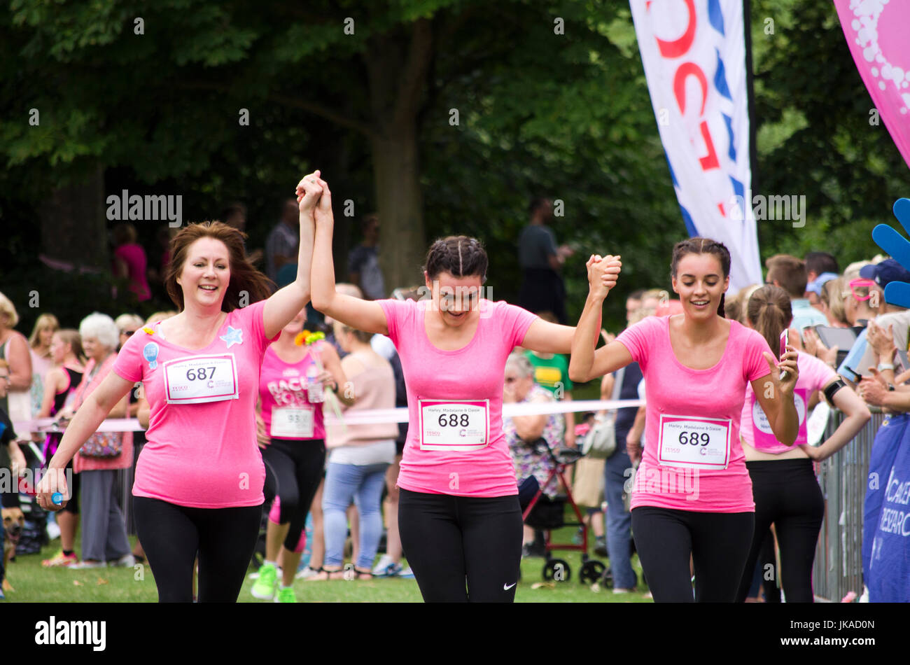 La race pour la vie événement annuel, la collecte de fonds pour le cancer research UK Banque D'Images