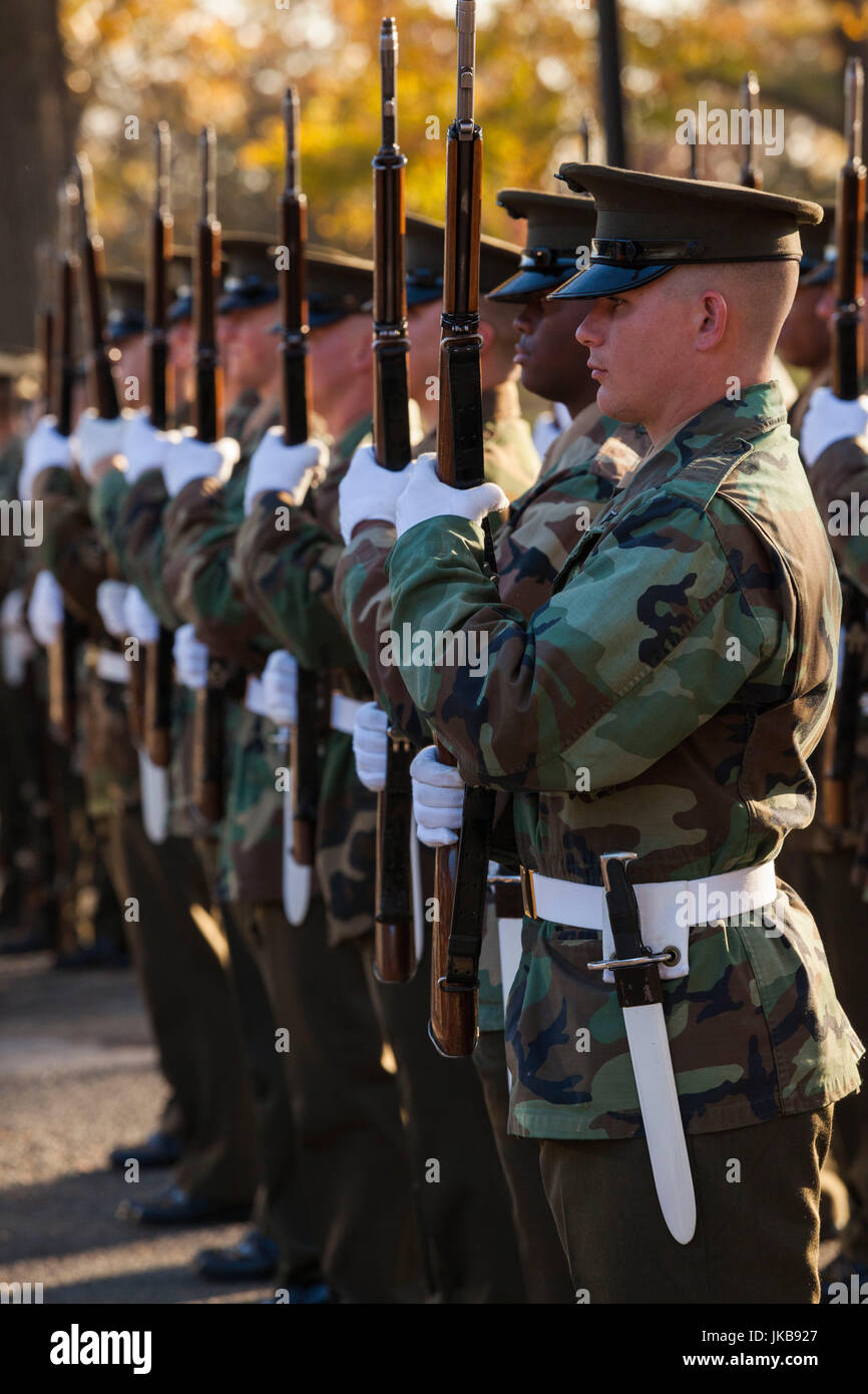USA, Virginie, Arlington, US Marines par l'Iwo Jima Memorial Banque D'Images