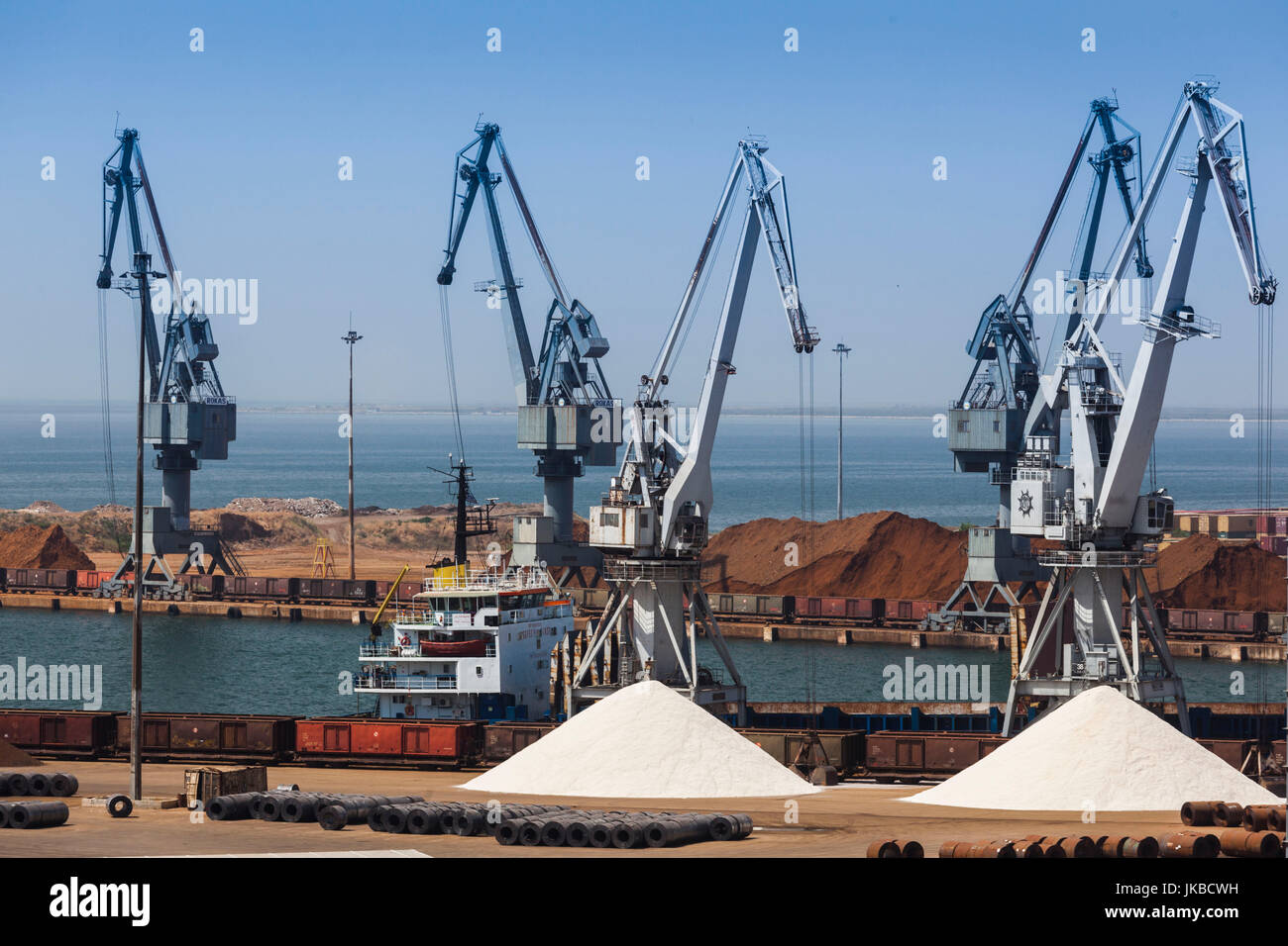 La Grèce, la Macédoine Centrale, de la région de Thessalonique, grues portuaires Banque D'Images