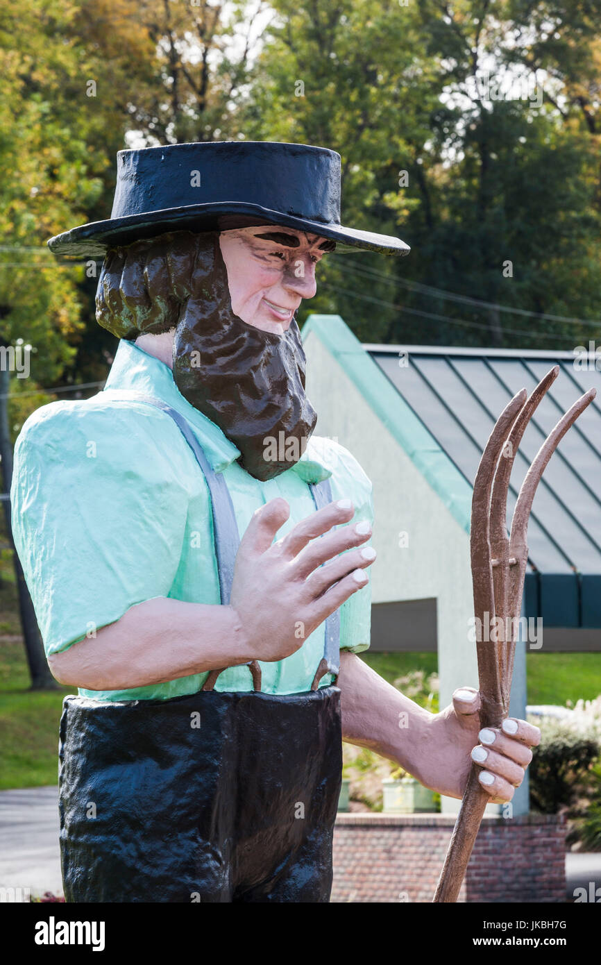 USA, Ohio, Pennsylvania Dutch Country, Strasbourg, Grand Amos, Barefoot Amish sculpture géante Banque D'Images