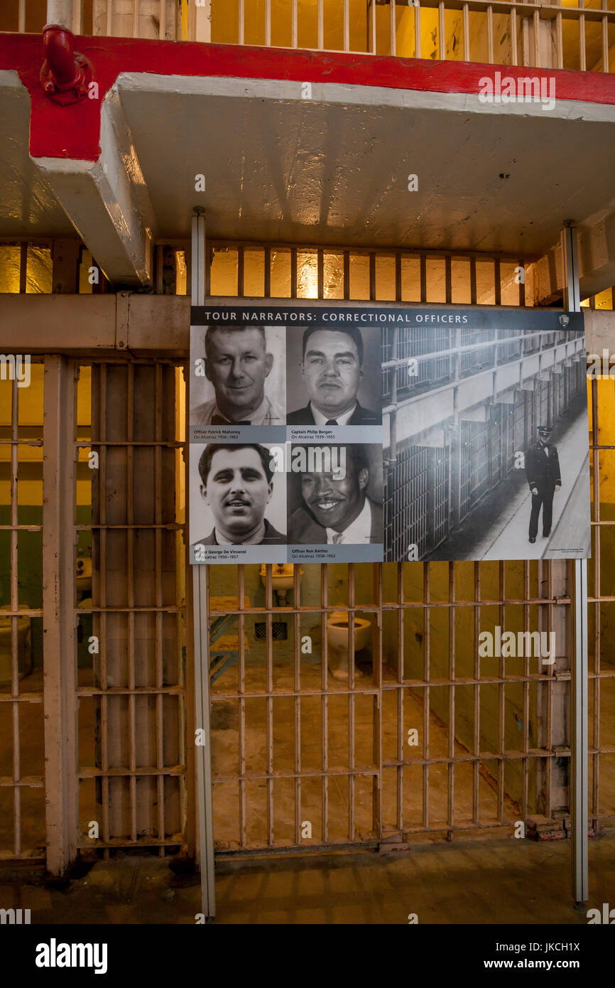 Poster des narrateurs en cellule de prison d'Alcatraz, pénitencier, San Francisco, California, USA Banque D'Images