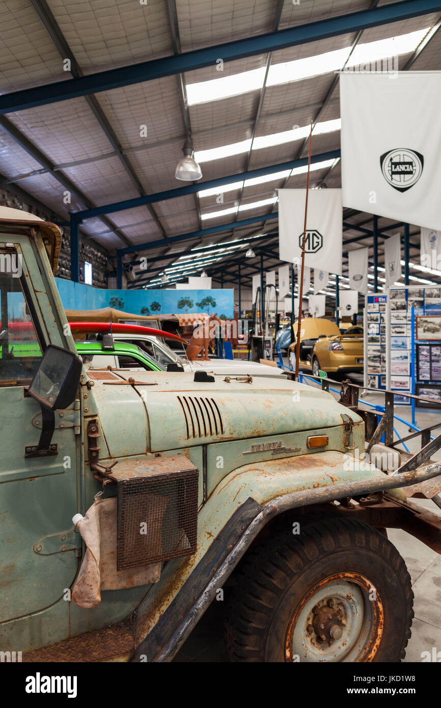 L'Australie, Australie occidentale, Whiteman, Motor Museum of Western Australia, 1970 Toyota Landcruiser de l'époque Banque D'Images