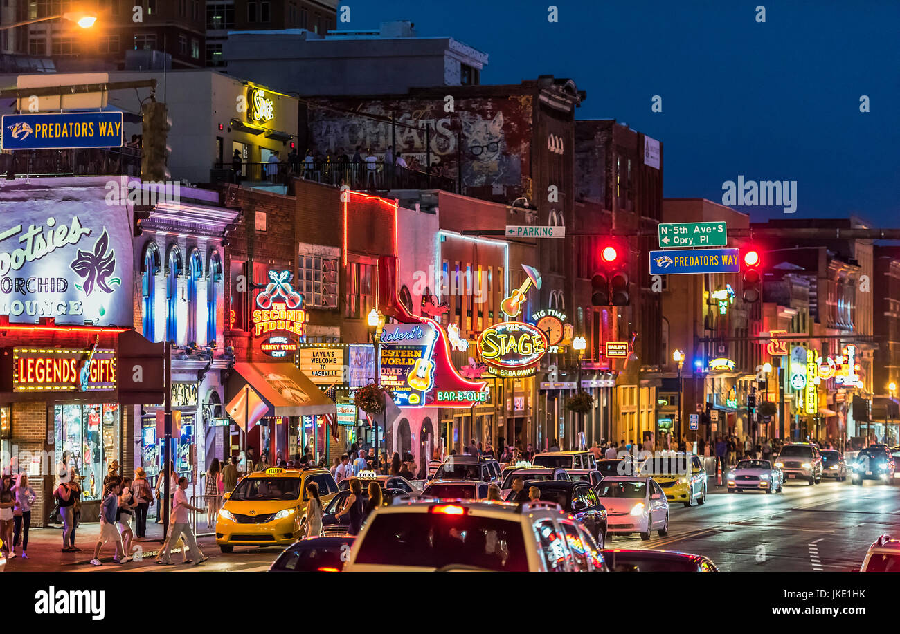 Bars Musique country sur Broadway, Nashville, Tennessee, USA. Banque D'Images