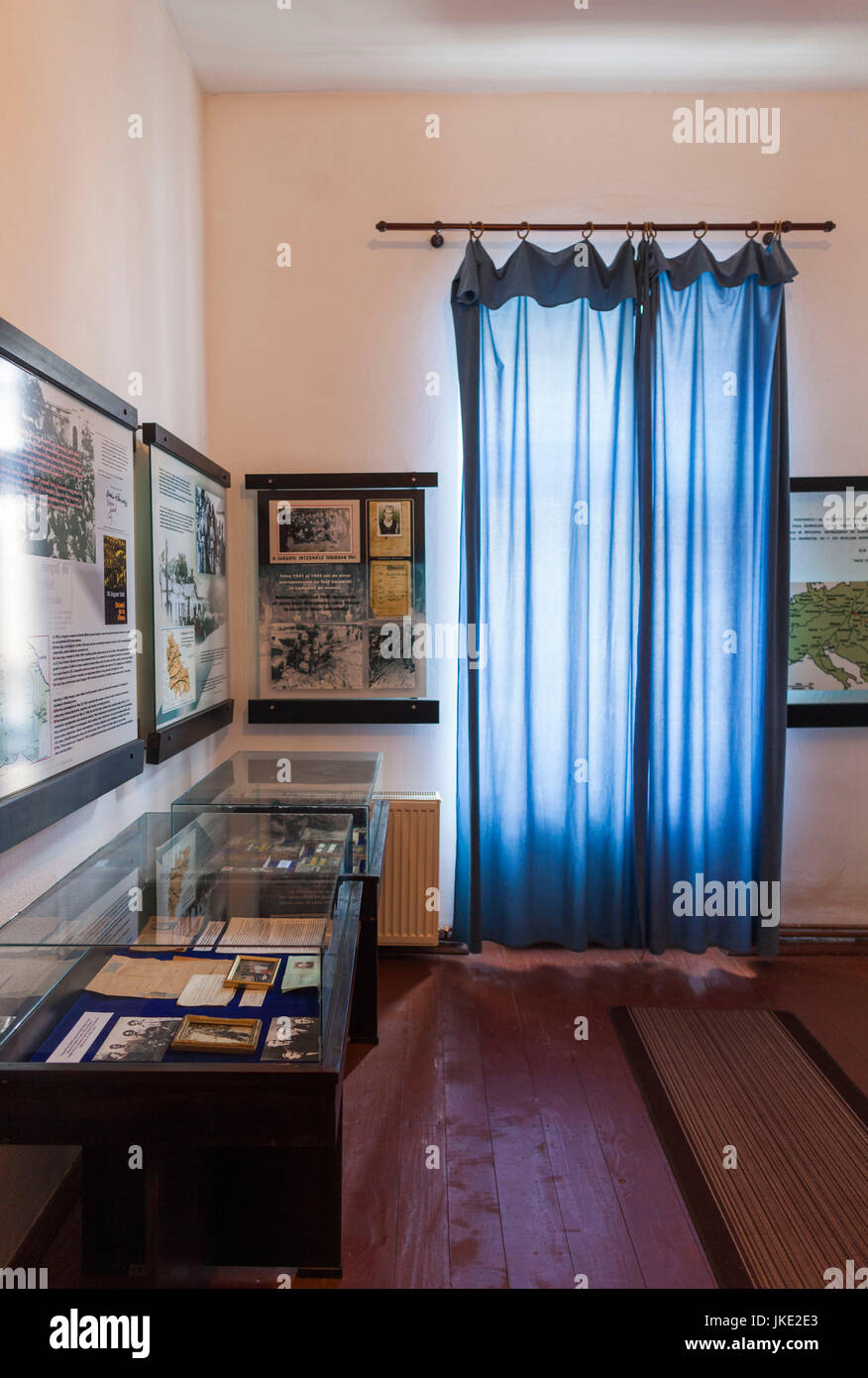 La Roumanie, la Région de Maramures, Sighetu Marmatei, Elie Wiesel's House, ancienne résidence de la lauréate du Prix Nobel de la paix et de l'écrivain de l'Holocauste, Elie Wiesel, de l'intérieur Banque D'Images