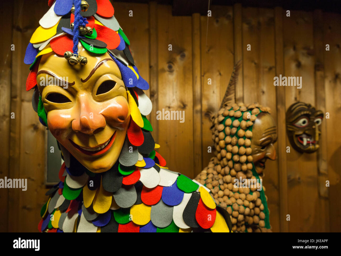 Allemagne, Bade-Wurtemberg, Forêt Noire, Haslach im Kinzigtal Forêt-Noire, Musée du Costume, costume et un masque de carnaval Banque D'Images