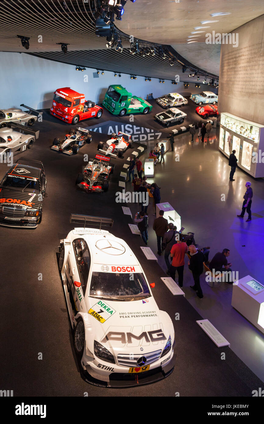 Allemagne, Bade-Wurtemberg, Stuttgart - Untertuerkheim, Musée Mercedes-Benz Mercedes, voitures de course Banque D'Images Allemagne, Bade-Wurtemberg, Stuttgart - Untertuerkheim, Musée Mercedes-Benz Mercedes, voitures de course Banque D'Images