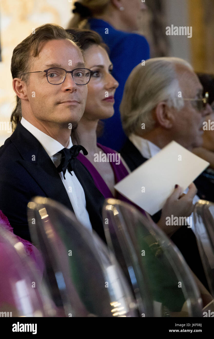 Staatsbezoek van Koning en Koningin aan de Republiek 42 - dag 2 - Contraprestatie /// Visite d'Etat du Roi et de la Reine de la République d'Italie - Jour 2 - Contraprestatie op de foto / Sur la photo : Prinses Viktoria de Bourbon de Parme, prinses Christina en Prins Jaime de Bourbon de Parme arriveren bij het Palazzo Colonna voor de contraprestatie La Princesse Viktoria de Bourbon de Parme, la princesse Christina et Prince Jaime de Bourbon de Parme arrivent au Palais Colonna pour la contre performance Où : Rome, Italie Quand : 21 Oct 2017 Source : WENN.com **Uniquement disponible pour publication au Royaume-Uni, Banque D'Images