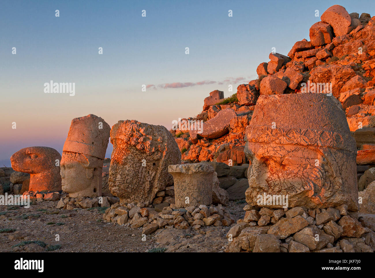 Sanctuaire de montagne Nemrut, ruines de la civilisation de Commagène, site de la Turquie. Banque D'Images