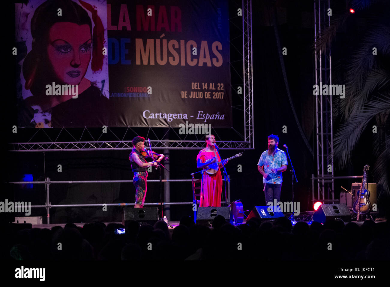 Cartagena, Espagne. 22 juillet, 2017. La chanteuse américaine, Leyla McCalla, lors de son concert à La Mar de Musicas Festival. © ABEL F. ROS/Alamy Live News Banque D'Images