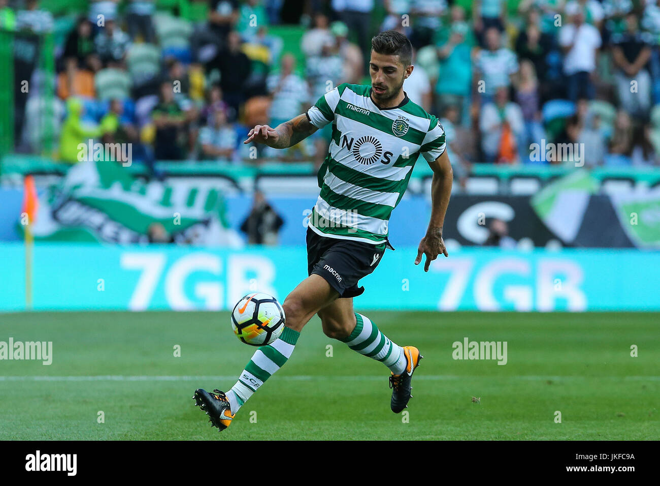 Lisbonne, Portugal. 22 juillet, 2017. Sporting"s defender Cristiano Piccini de l'Italie lors de la pré-saison match amical entre le Sporting CP et que Monaco, à l'Estadio Jose Alvalade le 22 juillet 2017 à Lisbonne, Portugal.. Crédit : Bruno Barros/Alamy Live News Banque D'Images