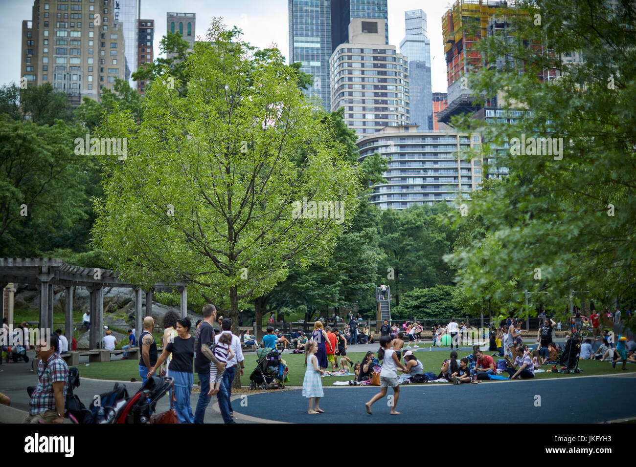 La ville de New York, Manhattan, États-Unis, Central Park Aire de jeux Aire De Heckscher, la plus ancienne aire de jeux dans le parc Banque D'Images