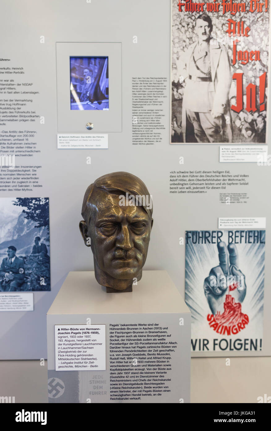 Allemagne, Bavière, Obersalzberg, Dokumentation Obersalzberg, musée sur la dictature nazie, buste d'Adolf Hitler Banque D'Images