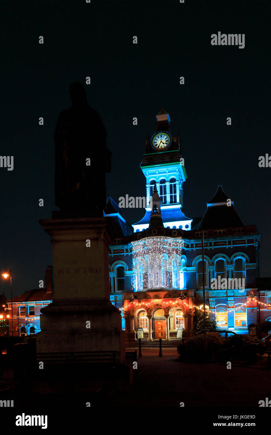 La Guildhall, hôtel de ville de Grantham, éclairé la nuit, Lincolnshire, Angleterre, RU Banque D'Images