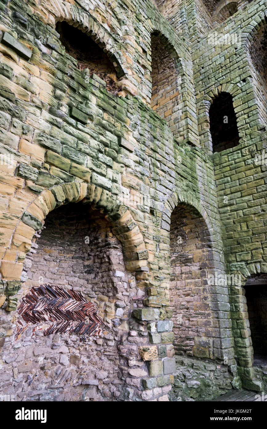 Murs de pierres dans la garder au château de Scarborough, North Yorkshire, Angleterre. Banque D'Images
