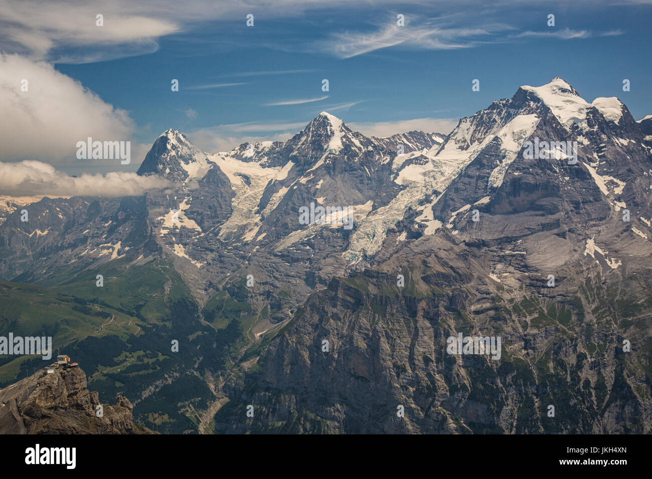 Jungfrau, l'Eiger et le Mönch de Schilthorn Banque D'Images