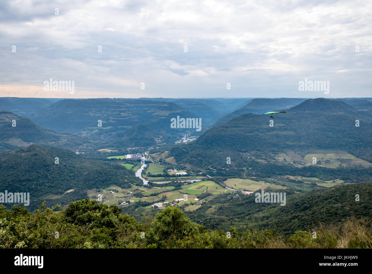 Deltaplane à Ninho Das Aguias (Nid d'Aigle) - Nova Petropolis, Rio Grande do Sul, Brésil Banque D'Images