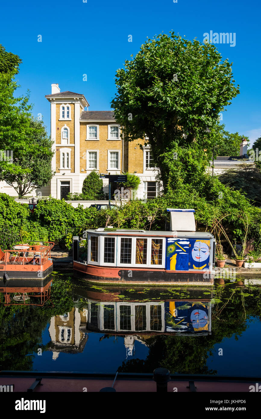 Maida Vale house à côté du Regent's Canal à la Petite Venise, City of Westminster, London, Angleterre, Royaume-Uni Banque D'Images